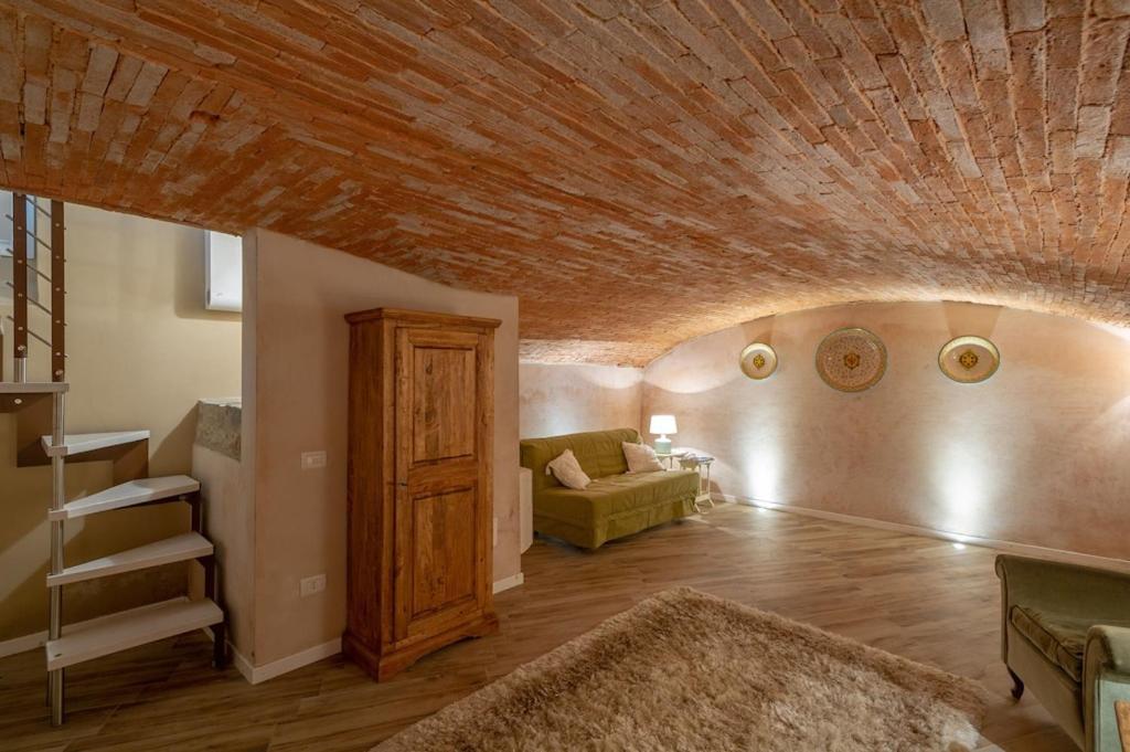 La Residenza Dei Piaceri Perduti- Le Volte Apartment Ластра а Синя Екстериор снимка