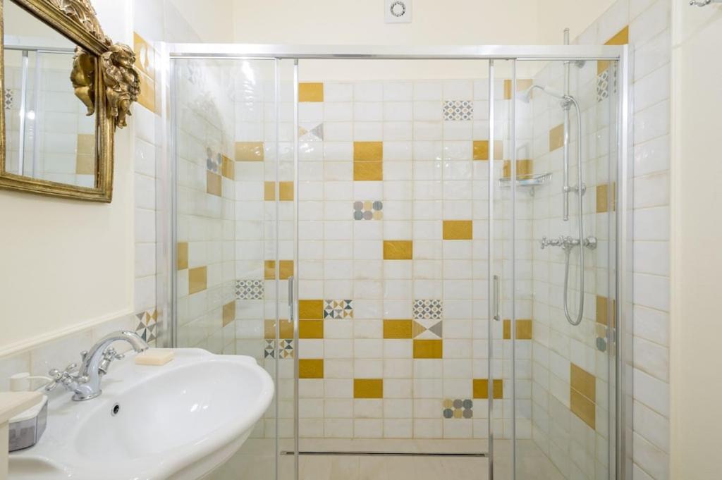 La Residenza Dei Piaceri Perduti- Le Volte Apartment Ластра а Синя Екстериор снимка